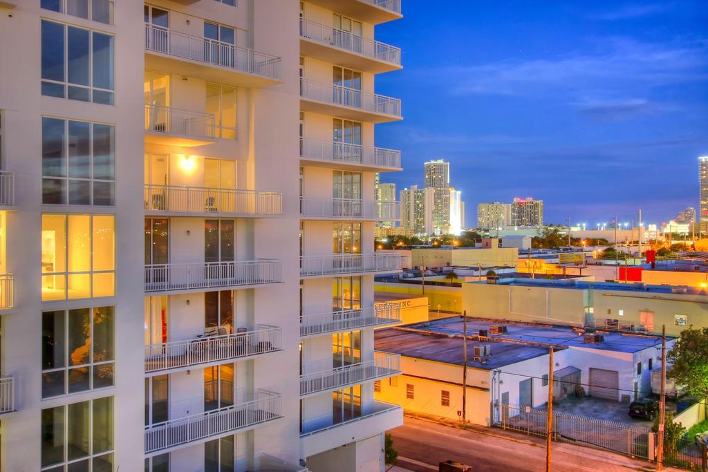 Real Living Hotel Residence Miami Esterno foto