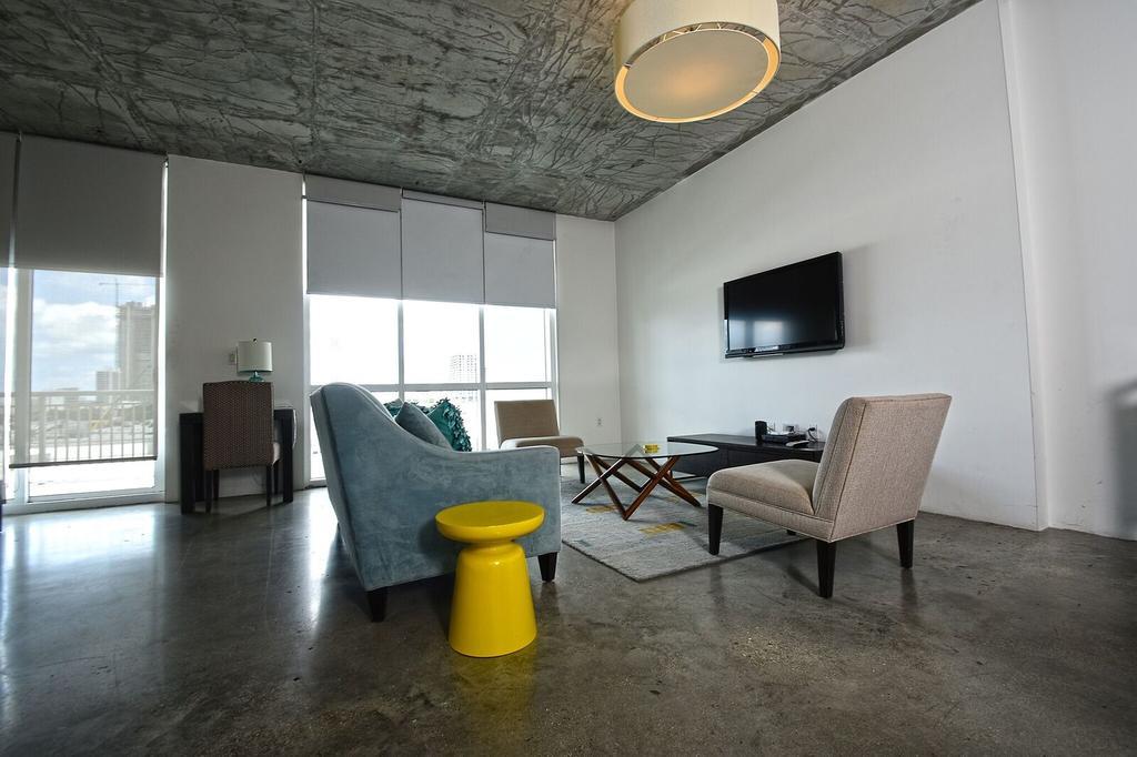 Real Living Hotel Residence Miami Esterno foto